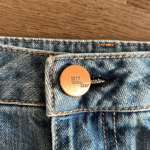 1822 Denim Light Blue Mini Skirt - Picture 2 of 3